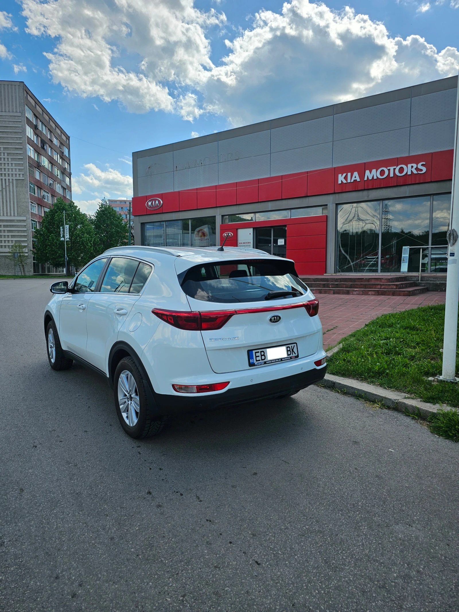 Kia Sportage 1.6GDI, на 50805км, ЗАКУПЕН НОВ - изображение 10