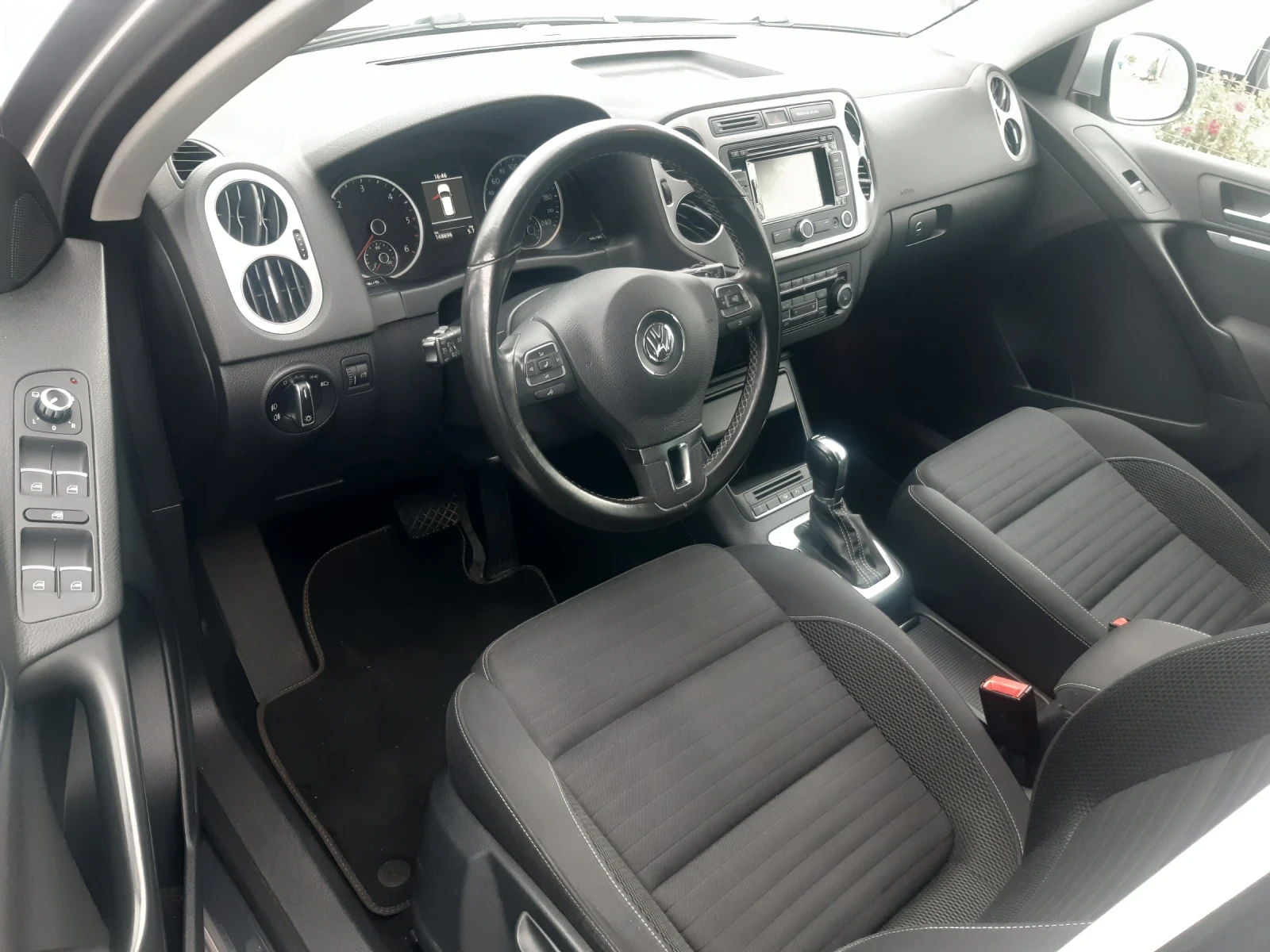 VW Tiguan   4X4 | Mobile.bg   11