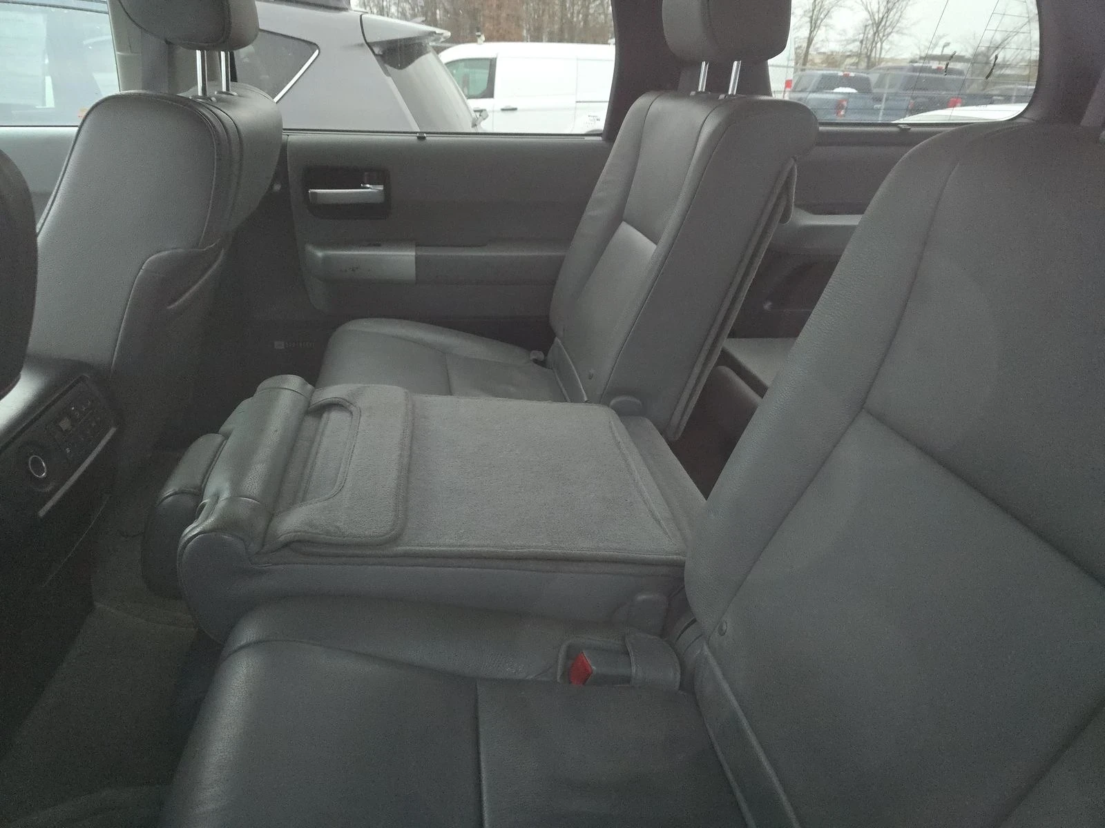 Toyota Sequoia Limited | Mobile.bg � ����������� 13