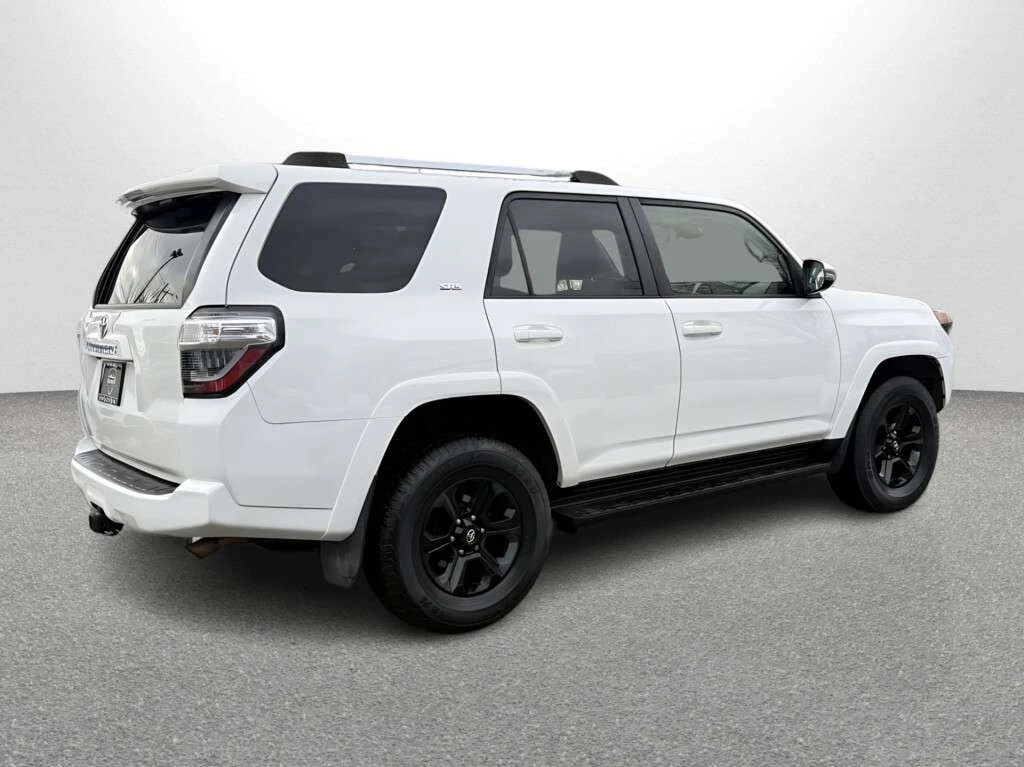 Toyota 4runner 2020 * BASE GRADE * ПАНОРАМА * ОТ ПРЕДСТАВИТЕЛСТВО - изображение 8