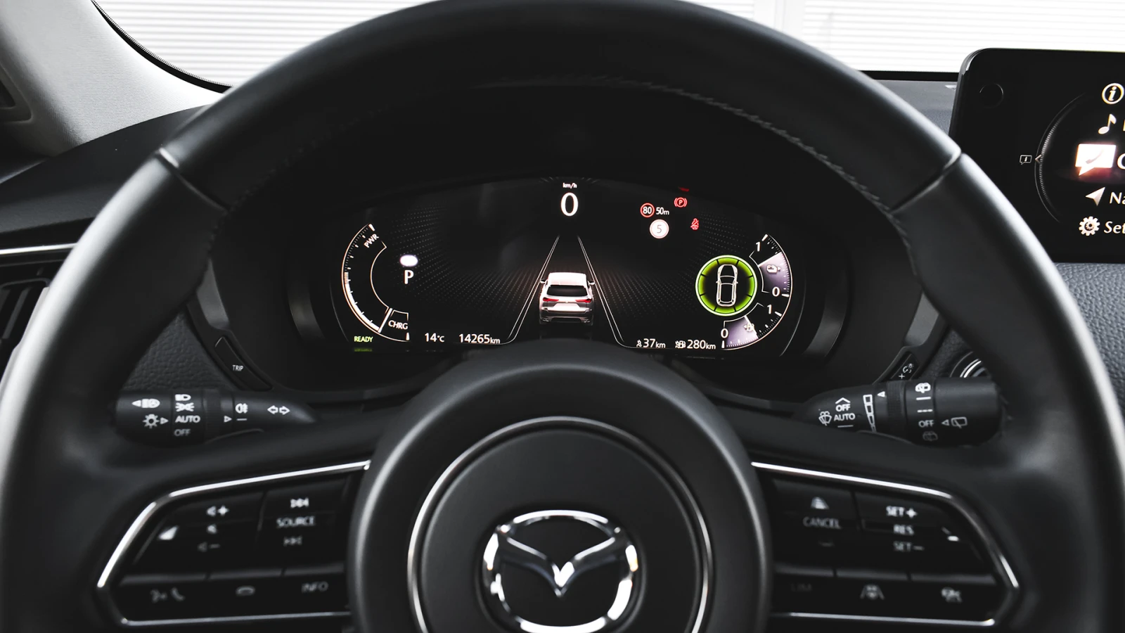 Mazda CX-60 2.5 e-SKYACTIV PHEV HOMURA 4x4 Automatic, снимка 12 - Автомобили и джипове - 54303809