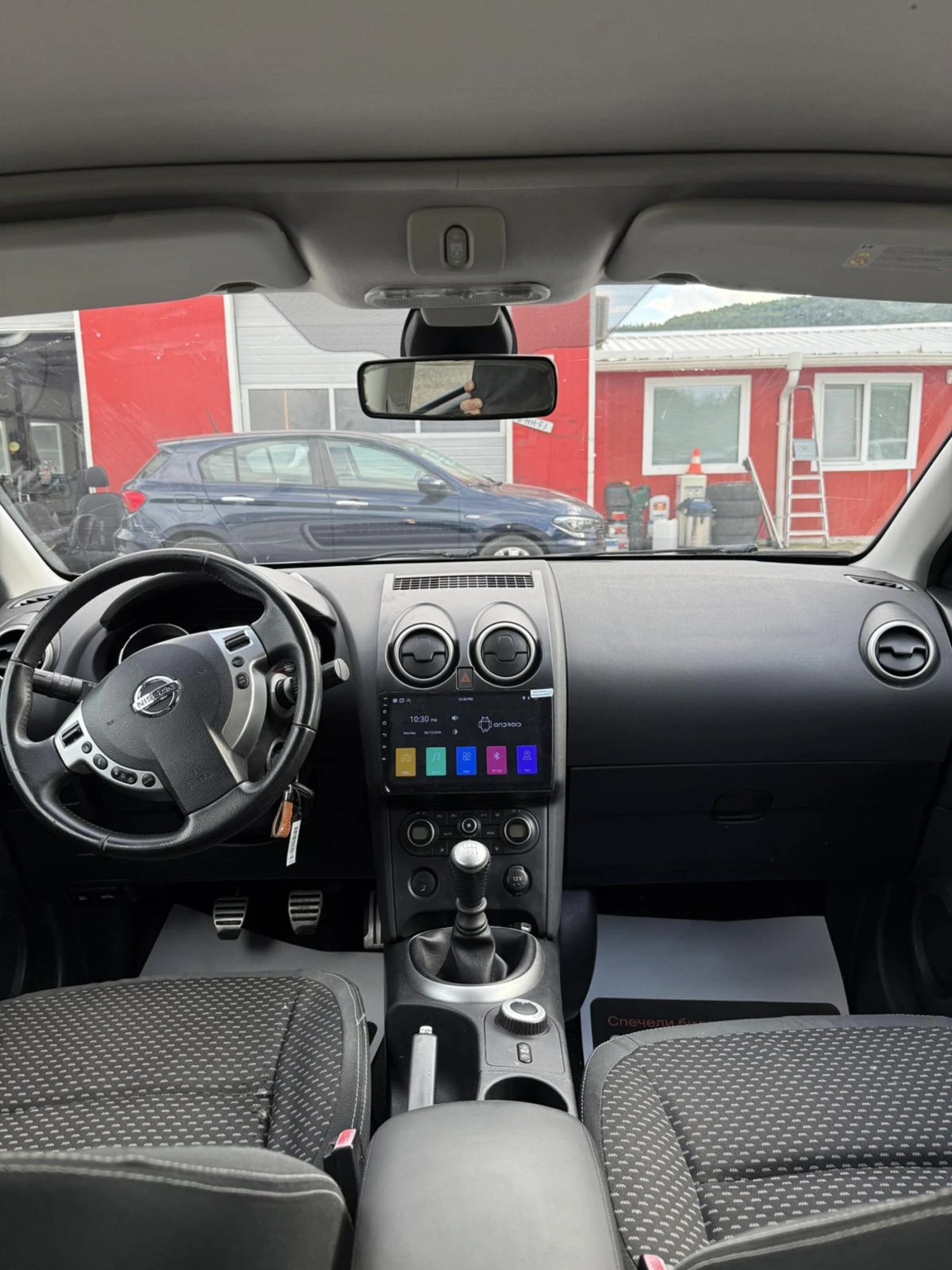 Nissan Qashqai 2.0i, 141к.с., 4Х4 , снимка 9 - Автомобили и джипове - 54907070
