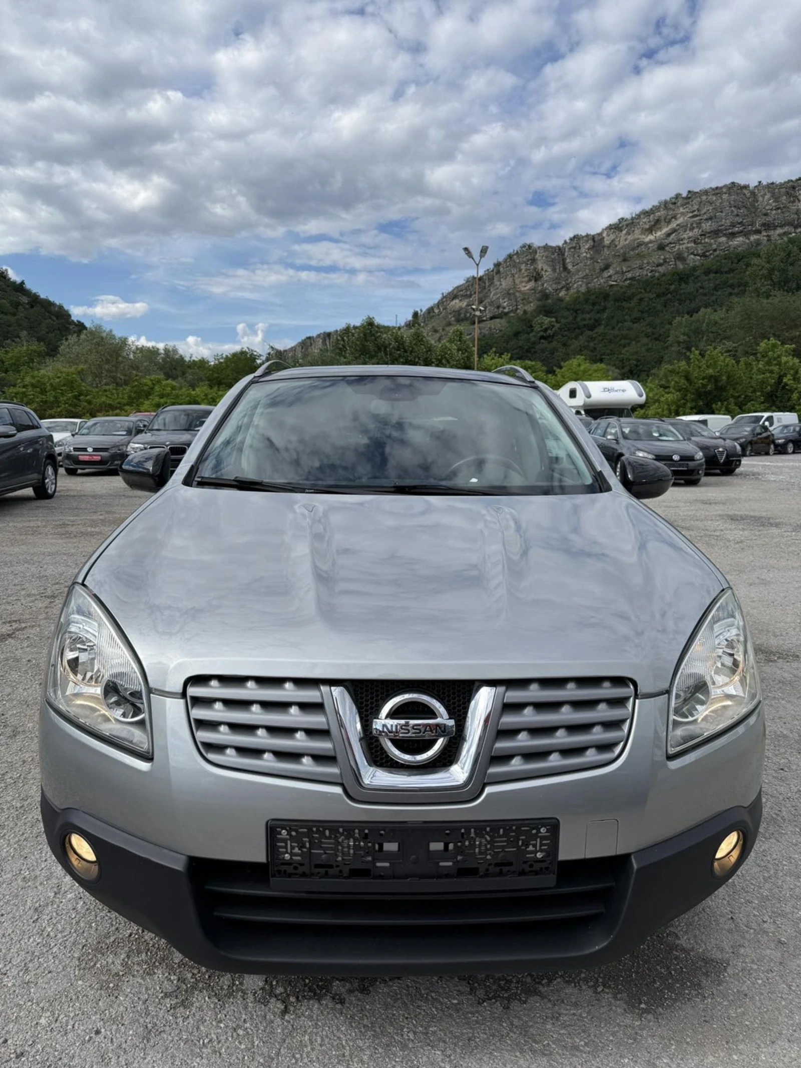 Nissan Qashqai 2.0i, 141к.с., 4Х4 , снимка 8 - Автомобили и джипове - 54907070