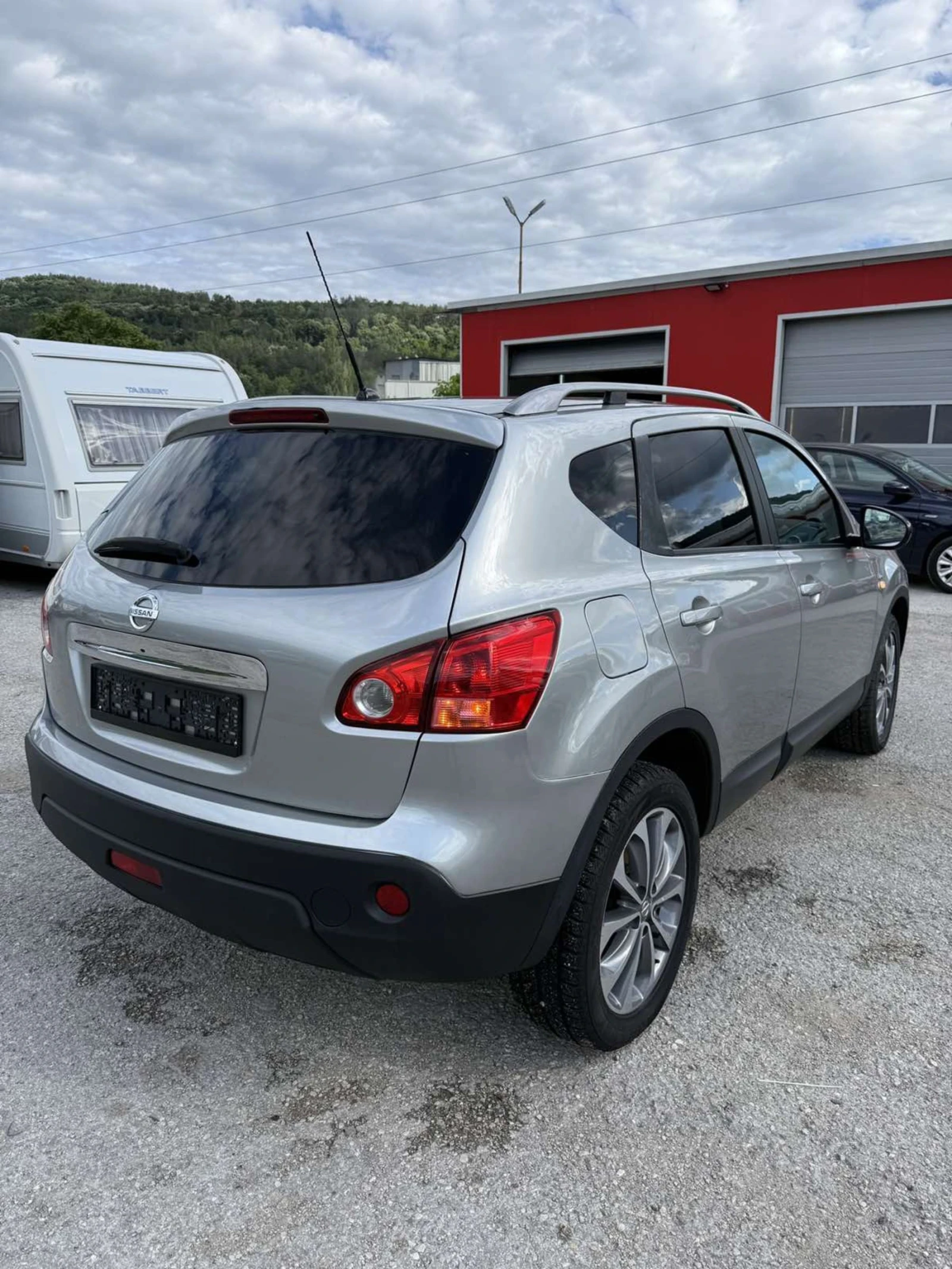 Nissan Qashqai 2.0i, 141к.с., 4Х4 , снимка 5 - Автомобили и джипове - 54907070