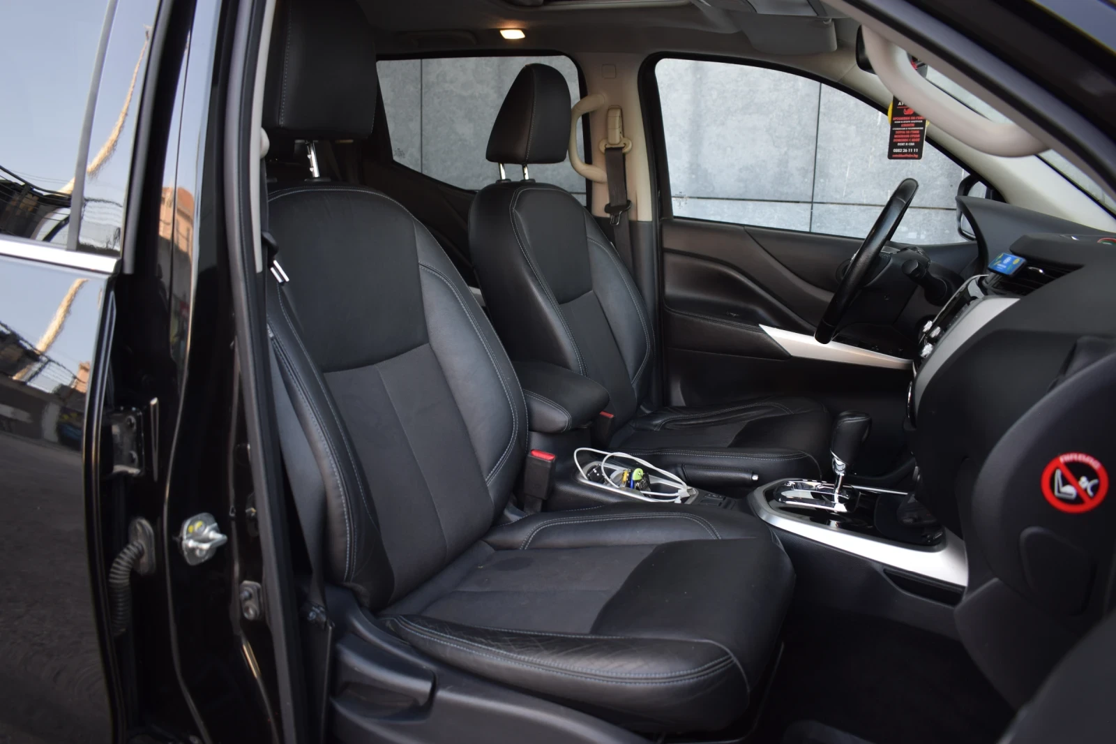 Nissan Navara, снимка 9 - Автомобили и джипове - 55480463