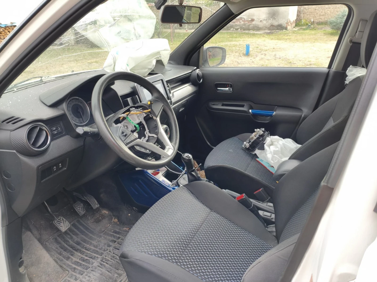 Suzuki Ignis, снимка 6 - Автомобили и джипове - 56614123