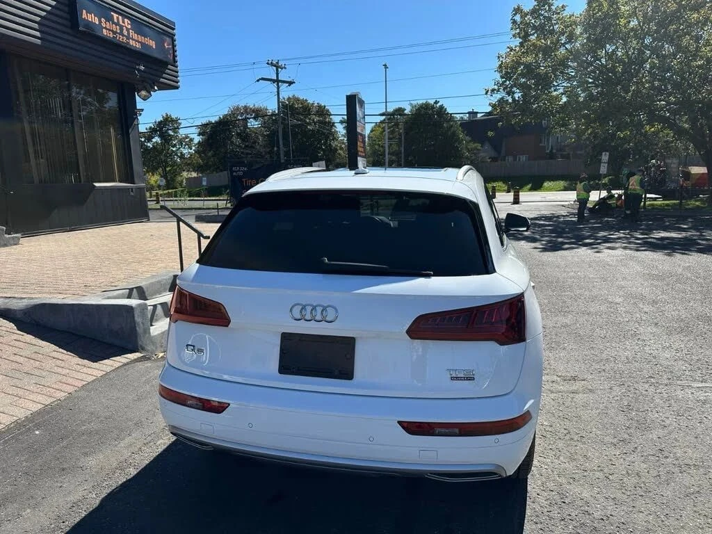 Audi Q5, снимка 5 - Автомобили и джипове - 56713004