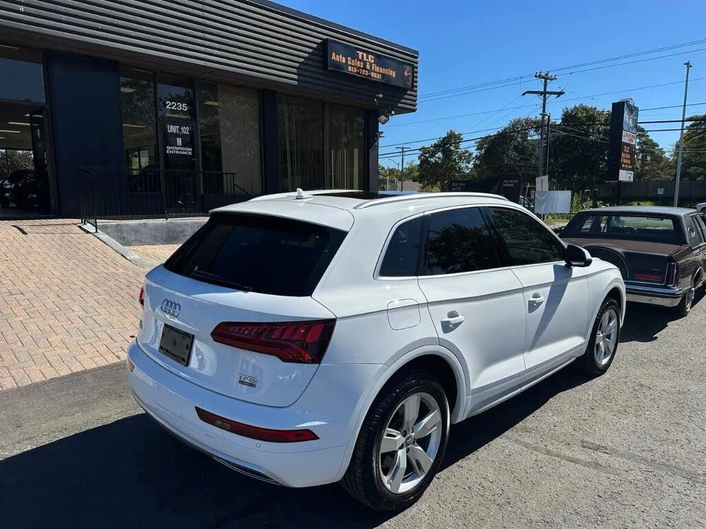 Audi Q5, снимка 6 - Автомобили и джипове - 56713004