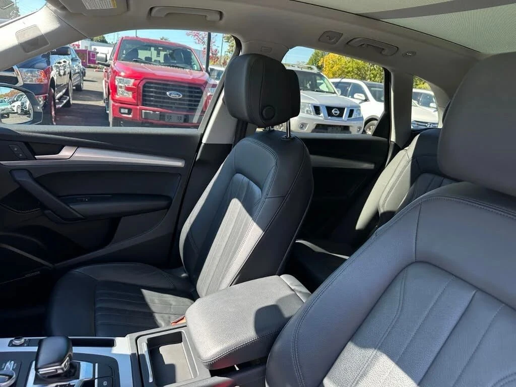 Audi Q5, снимка 8 - Автомобили и джипове - 56713004