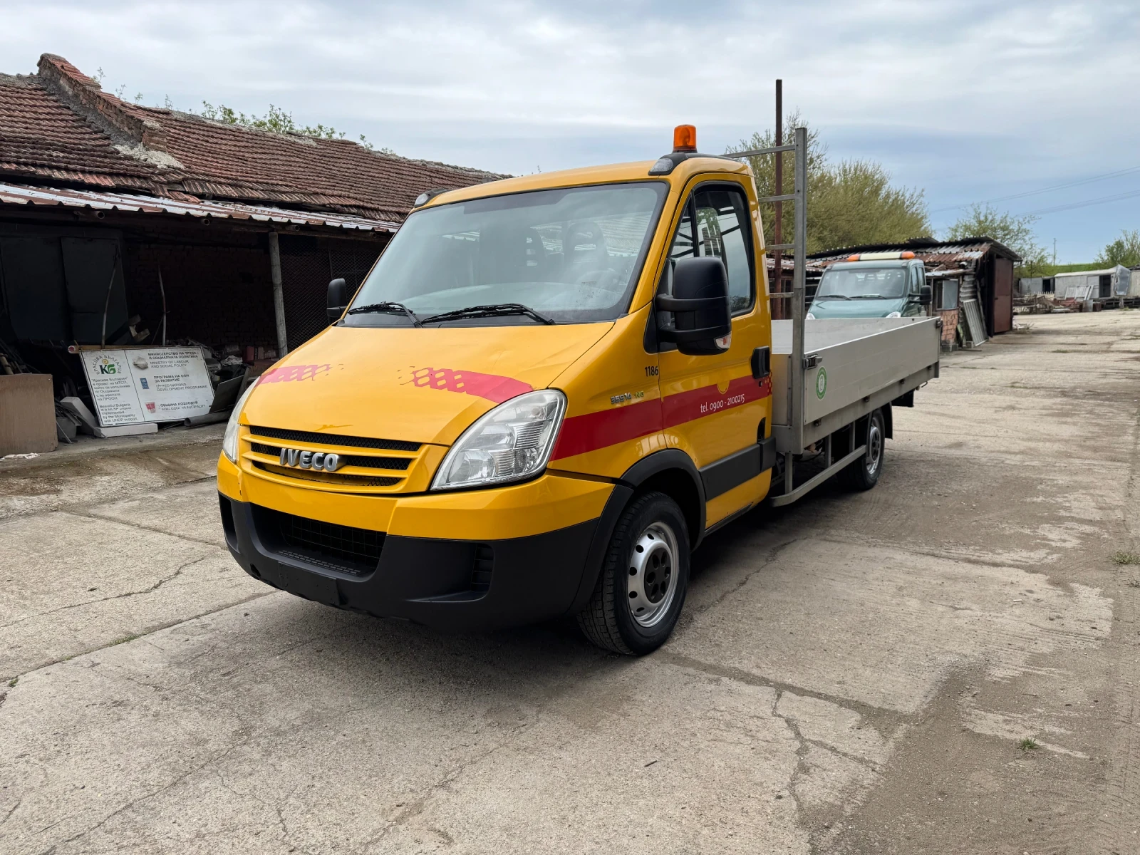 Iveco 35s15 МЕТАН, снимка 2 - Бусове и автобуси - 54388908