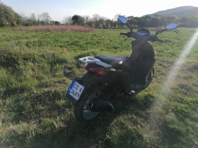 Aprilia 125 Sportcity, снимка 5