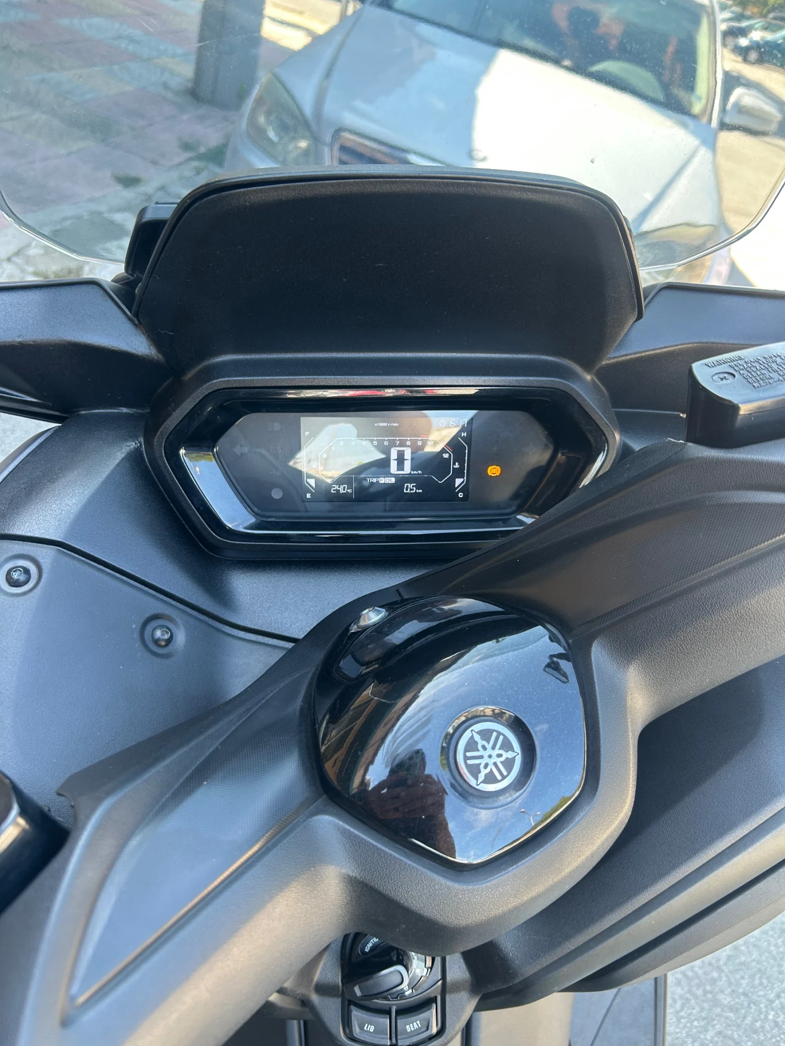 Yamaha X-max 300 led abs tcs, снимка 5 - Мотоциклети и мототехника - 55951397