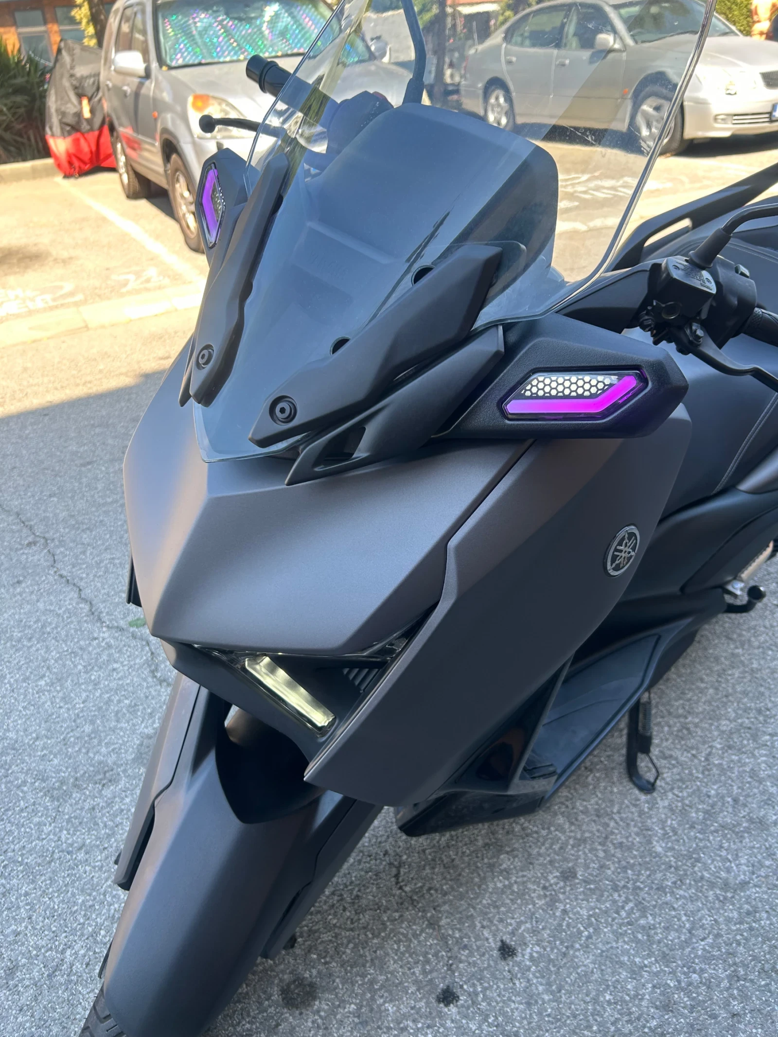 Yamaha X-max 300 led abs tcs, снимка 3 - Мотоциклети и мототехника - 55951397