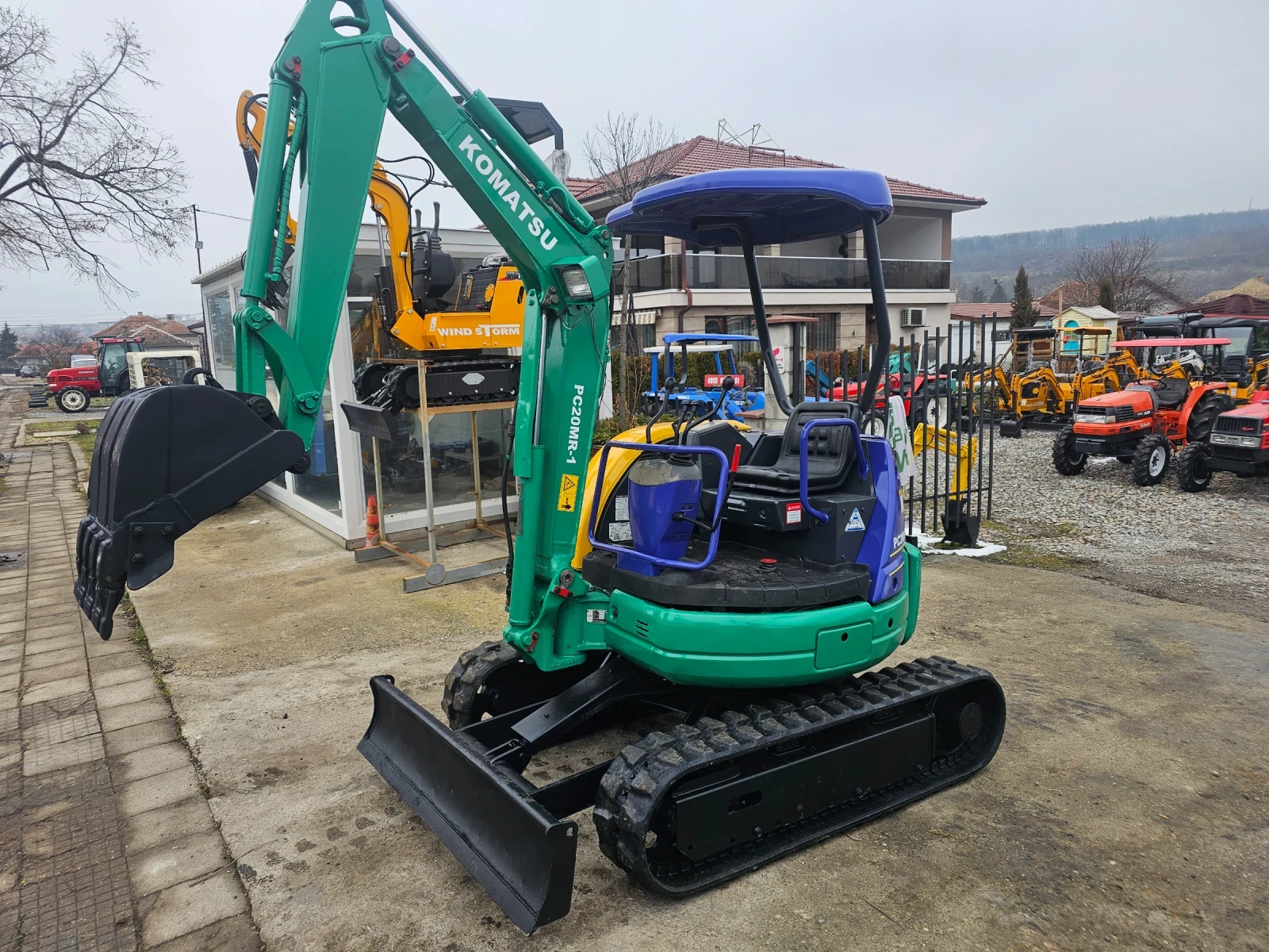  Komatsu PC20MR-1  | Mobile.bg   1