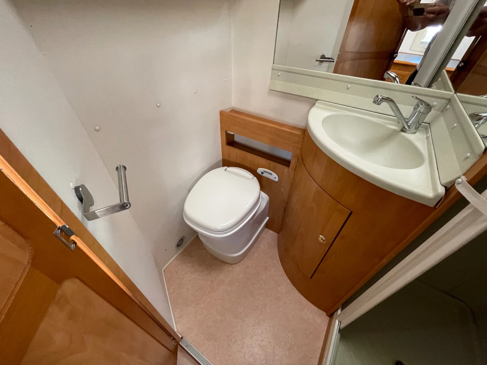 ������ Euramobil 2, 8 JTD | Mobile.bg � ����������� 14