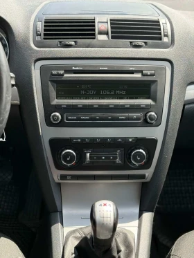 Skoda Octavia Комби, снимка 8