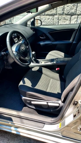 Обява за продажба на Toyota Avensis ~10 990 лв. - изображение 4