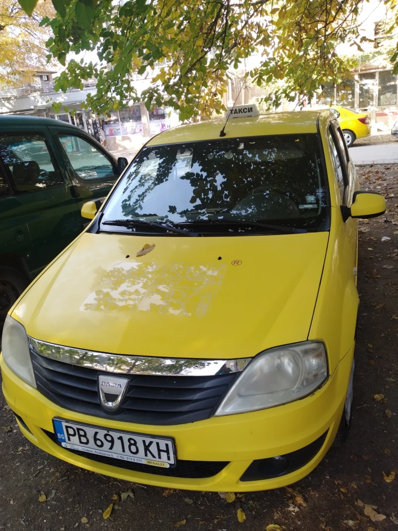 Dacia Logan, снимка 1 - Автомобили и джипове - 48002942