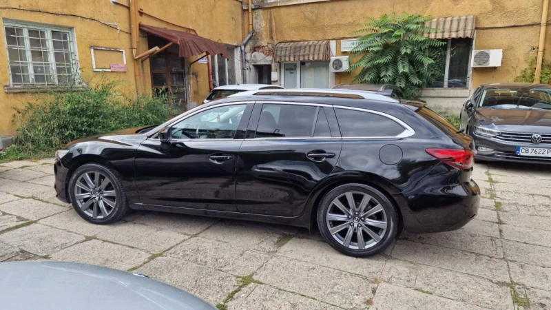 Mazda 6 2.2 дизел, снимка 4 - Автомобили и джипове - 48220754