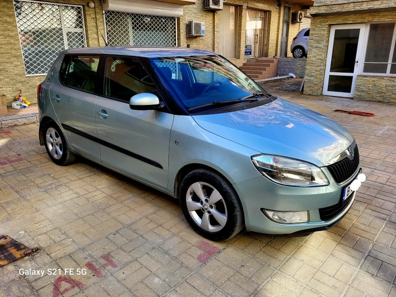 Skoda Fabia, снимка 5 - Автомобили и джипове - 48711610