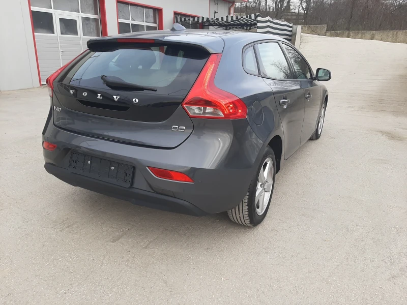 Volvo V40 1.6D2 119000km!!!, снимка 6 - Автомобили и джипове - 49557374