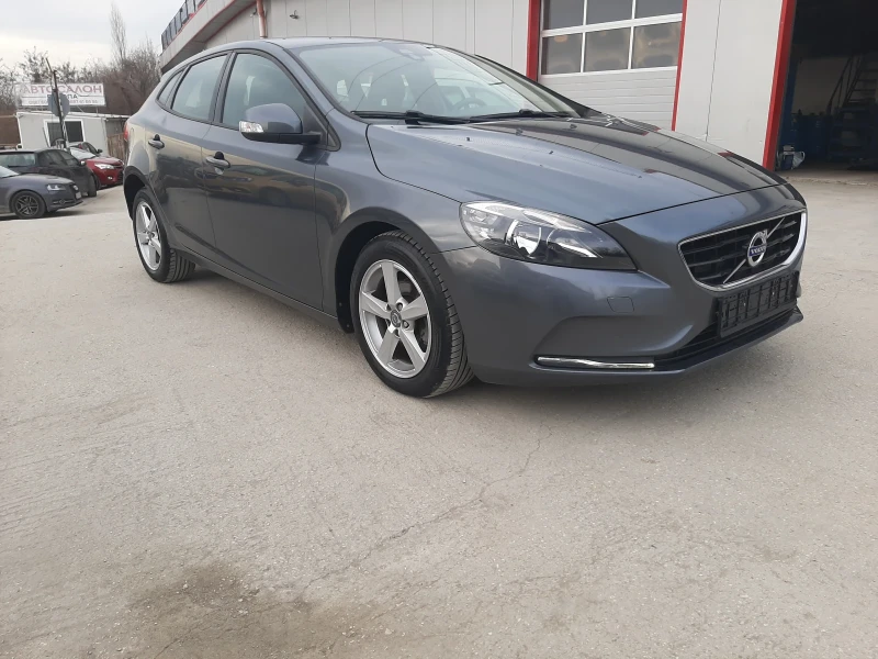 Volvo V40 1.6D2 119000km!!!, снимка 4 - Автомобили и джипове - 49557374