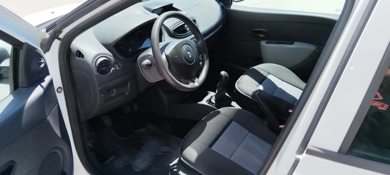 Renault Clio 1.2 БЕНЗИН ГАЗ, снимка 9 - Автомобили и джипове - 52487463