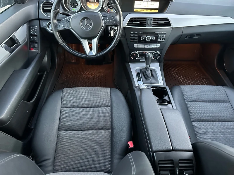 Mercedes-Benz C 350, снимка 14 - Автомобили и джипове - 50760766