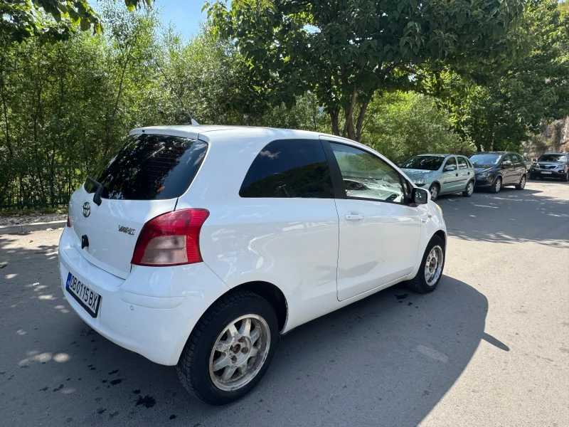 Toyota Yaris 1.4 , снимка 5 - Автомобили и джипове - 52543178