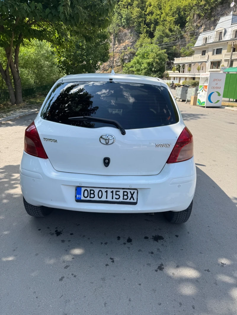 Toyota Yaris 1.4 , снимка 2 - Автомобили и джипове - 52543178