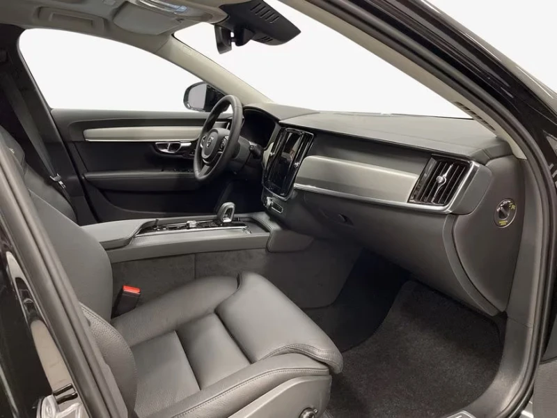 Volvo V90 B4/PLUS-DARK/197HP/PANO/MEMO/360/H&K/NAVI/LED/309g, снимка 11 - Автомобили и джипове - 51682328