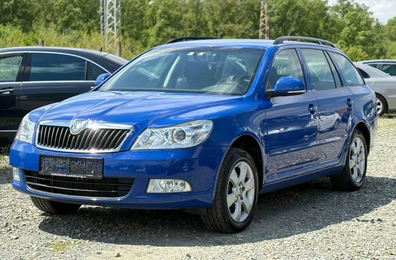 Skoda Octavia Комби, снимка 2 - Автомобили и джипове - 51827289
