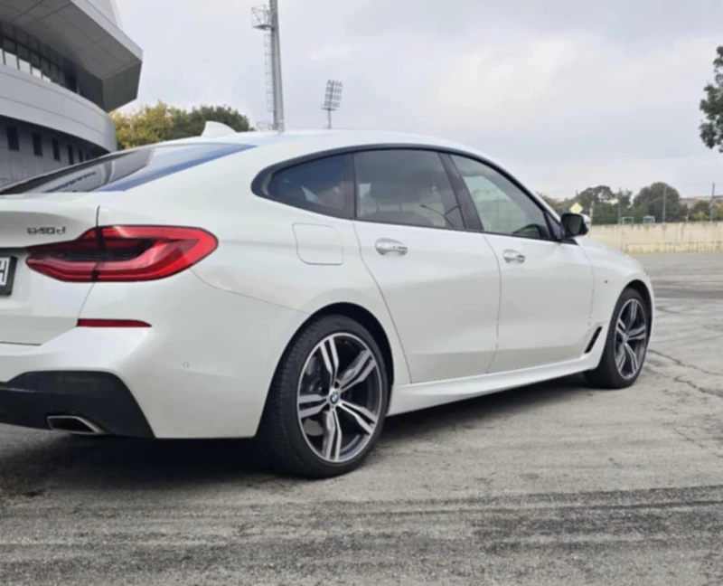 BMW 6 GT GT640D/M\\\PACK\PANORAMA, снимка 9 - Автомобили и джипове - 52804955