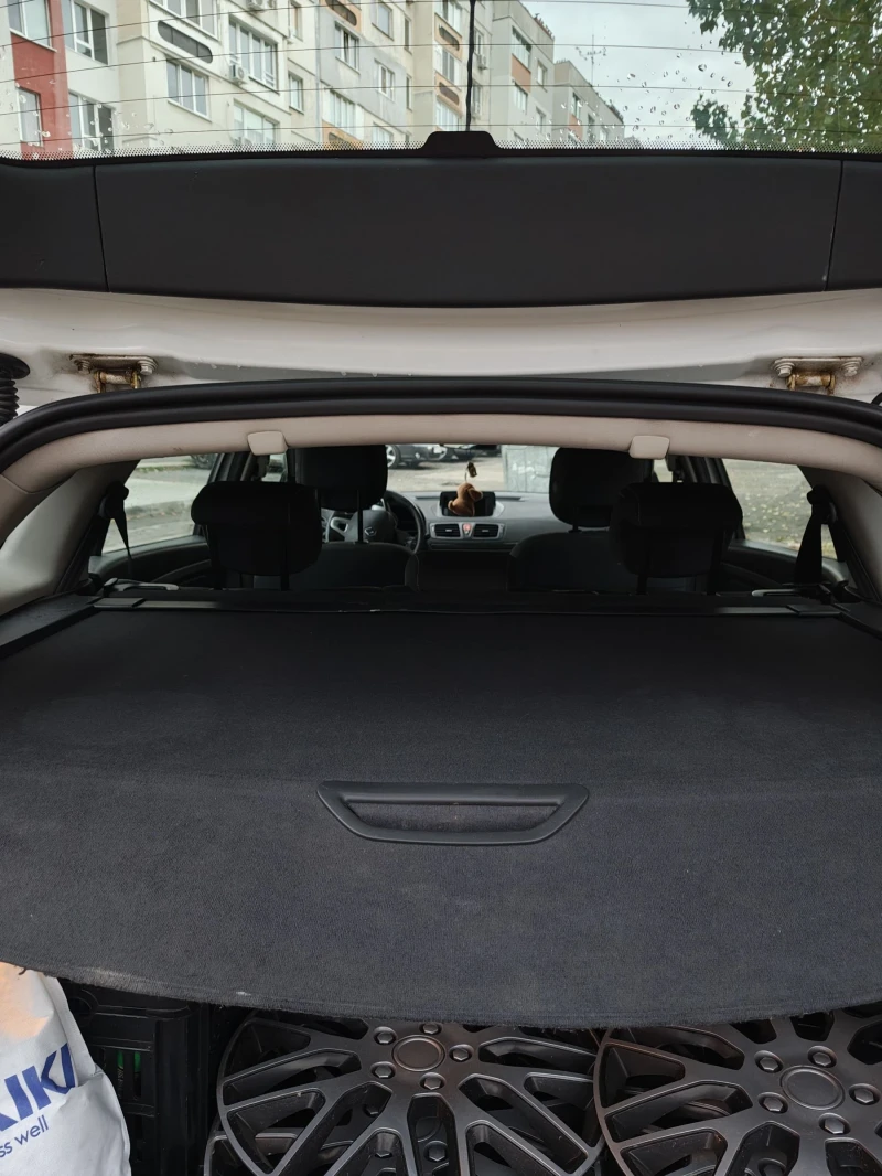 Renault Megane 3, снимка 11 - Автомобили и джипове - 52696028