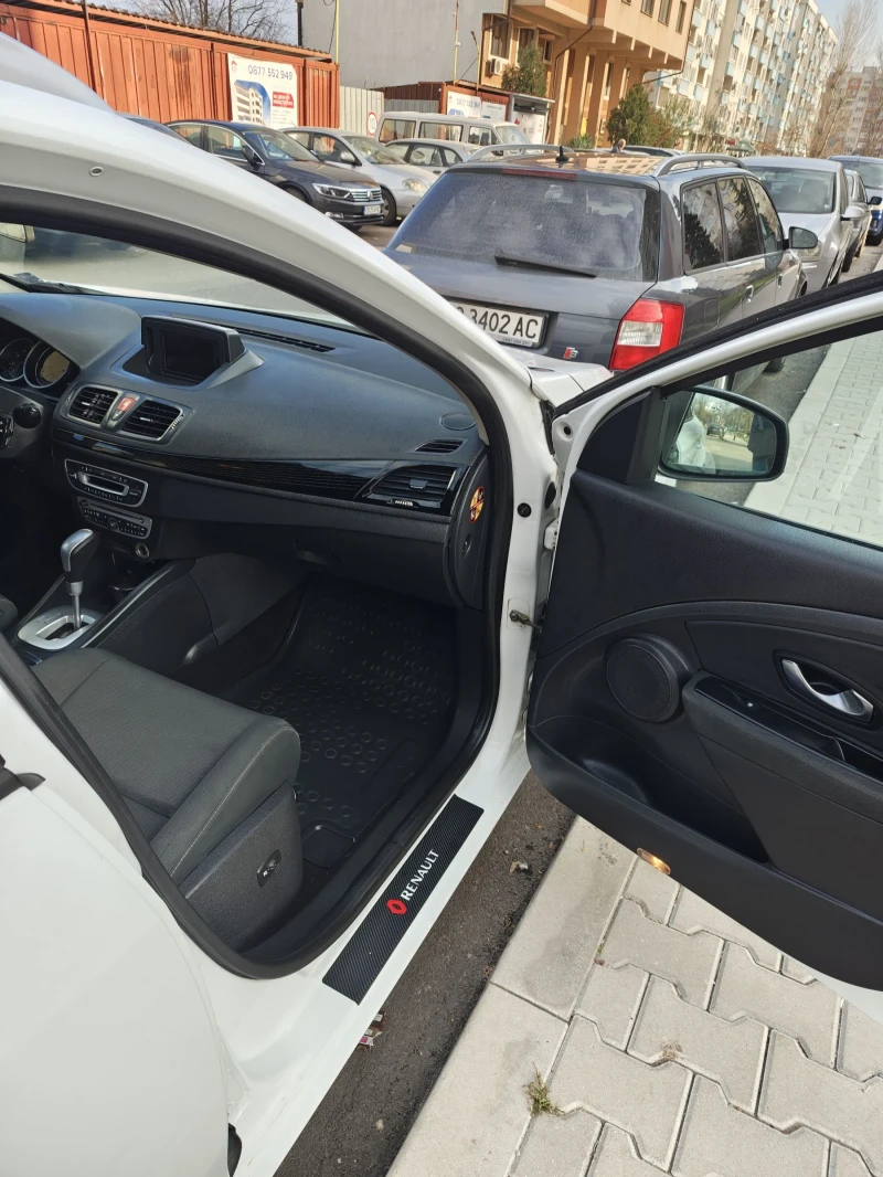 Renault Megane 3, снимка 7 - Автомобили и джипове - 52696028