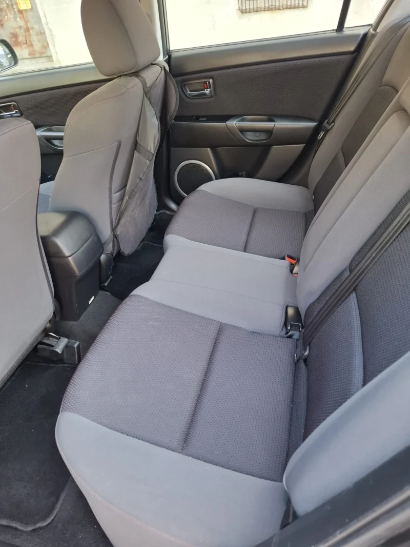 Mazda 3, снимка 10 - Автомобили и джипове - 52950648