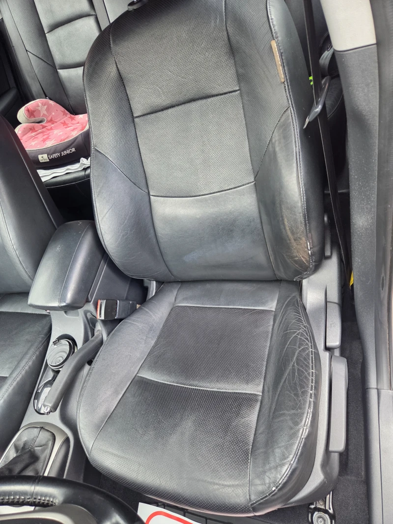 Hyundai I30 Комфорт: Електрически пакет, Електрически стъкла, , снимка 10 - Автомобили и джипове - 53400553