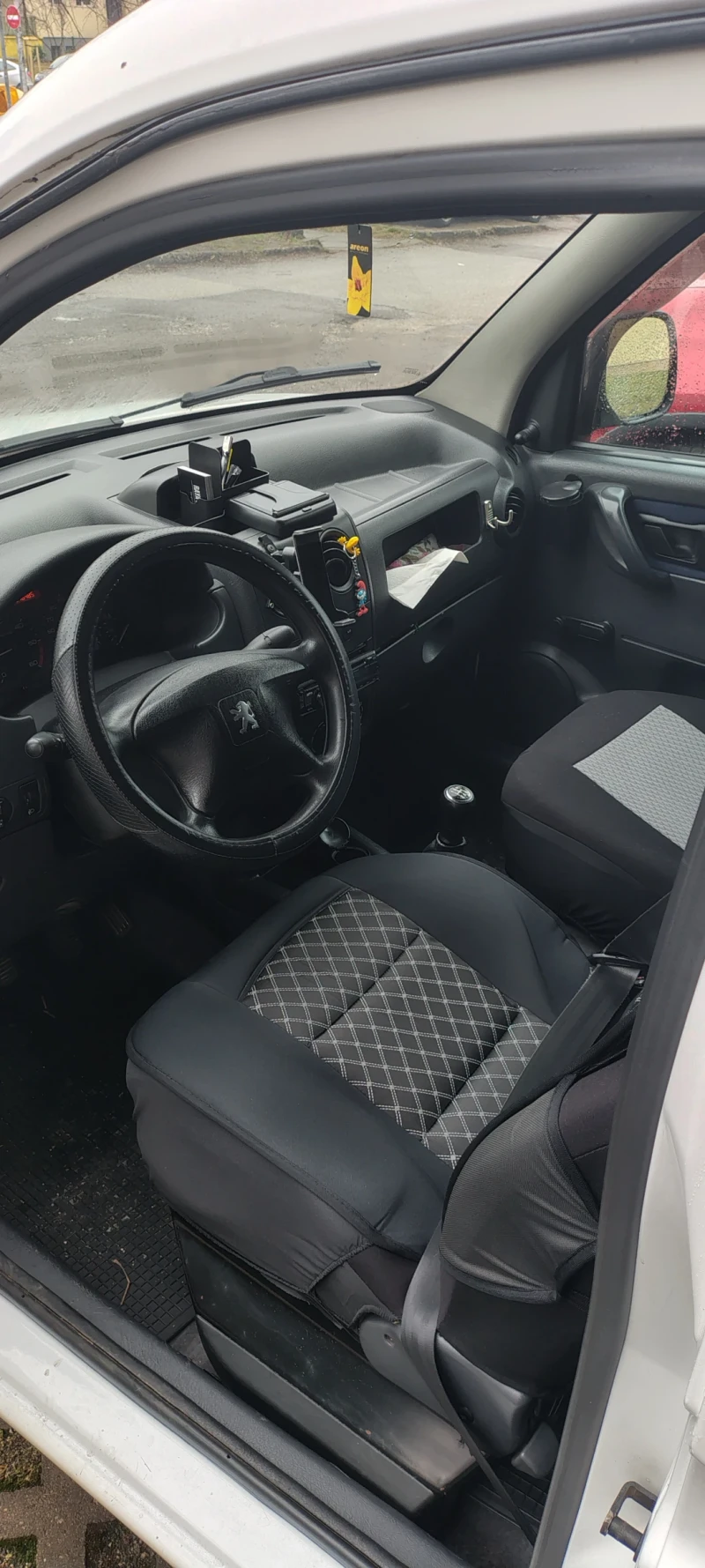 Peugeot Partner, снимка 5 - Автомобили и джипове - 53527473