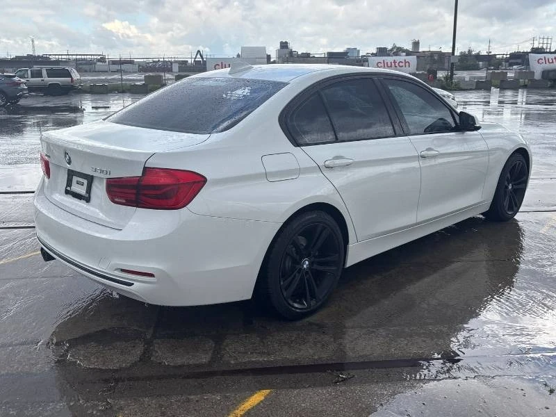 BMW 330 * XDRIVE * B48 * 2 КЛЮЧА * КАМЕРА * ПОДГРЕВ, снимка 5 - Автомобили и джипове - 55010875