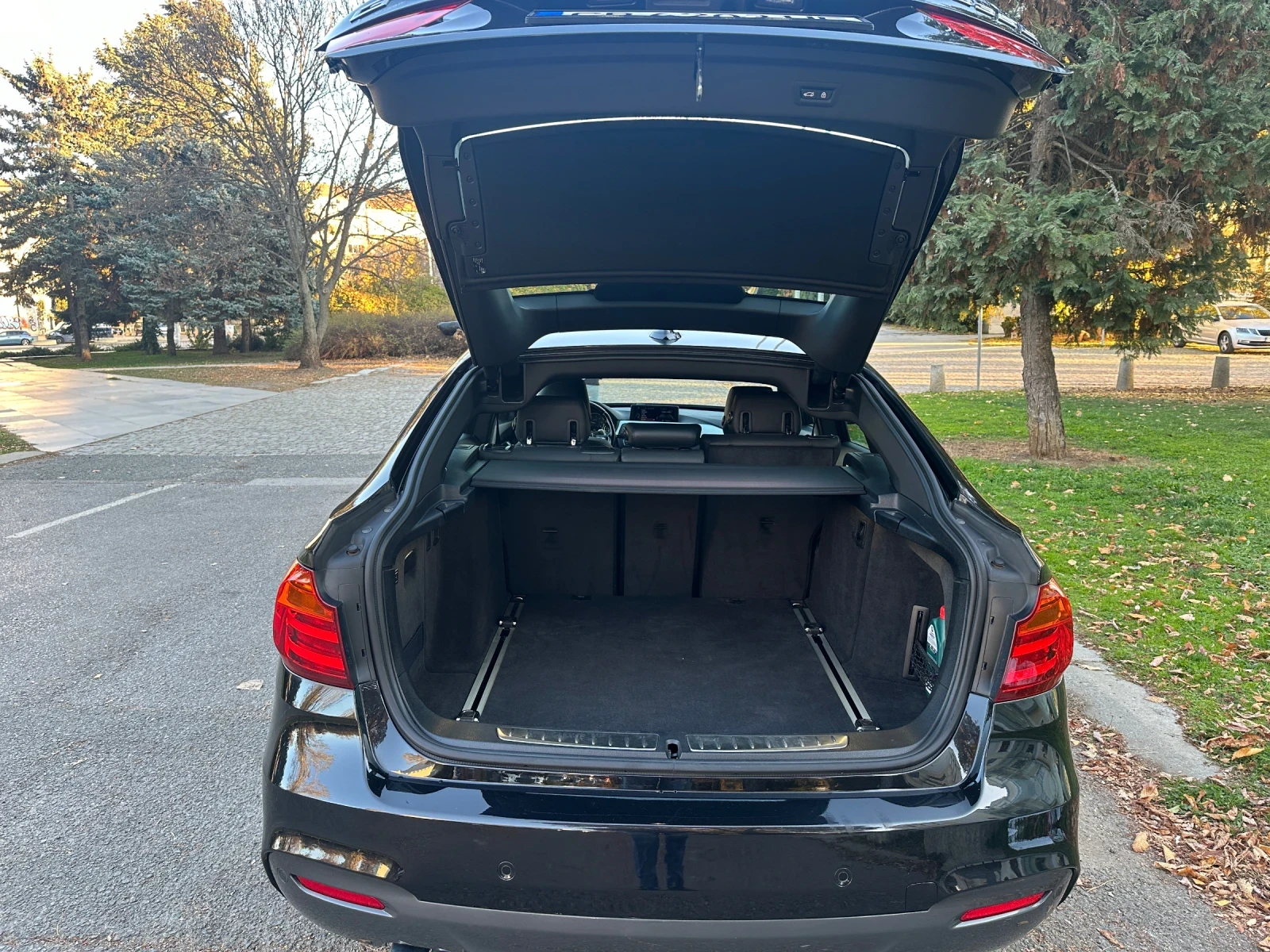 BMW 3gt 335d XDrive/Mpaket/Head Up/PANO/Full assist | Mobile.bg � ����������� 16