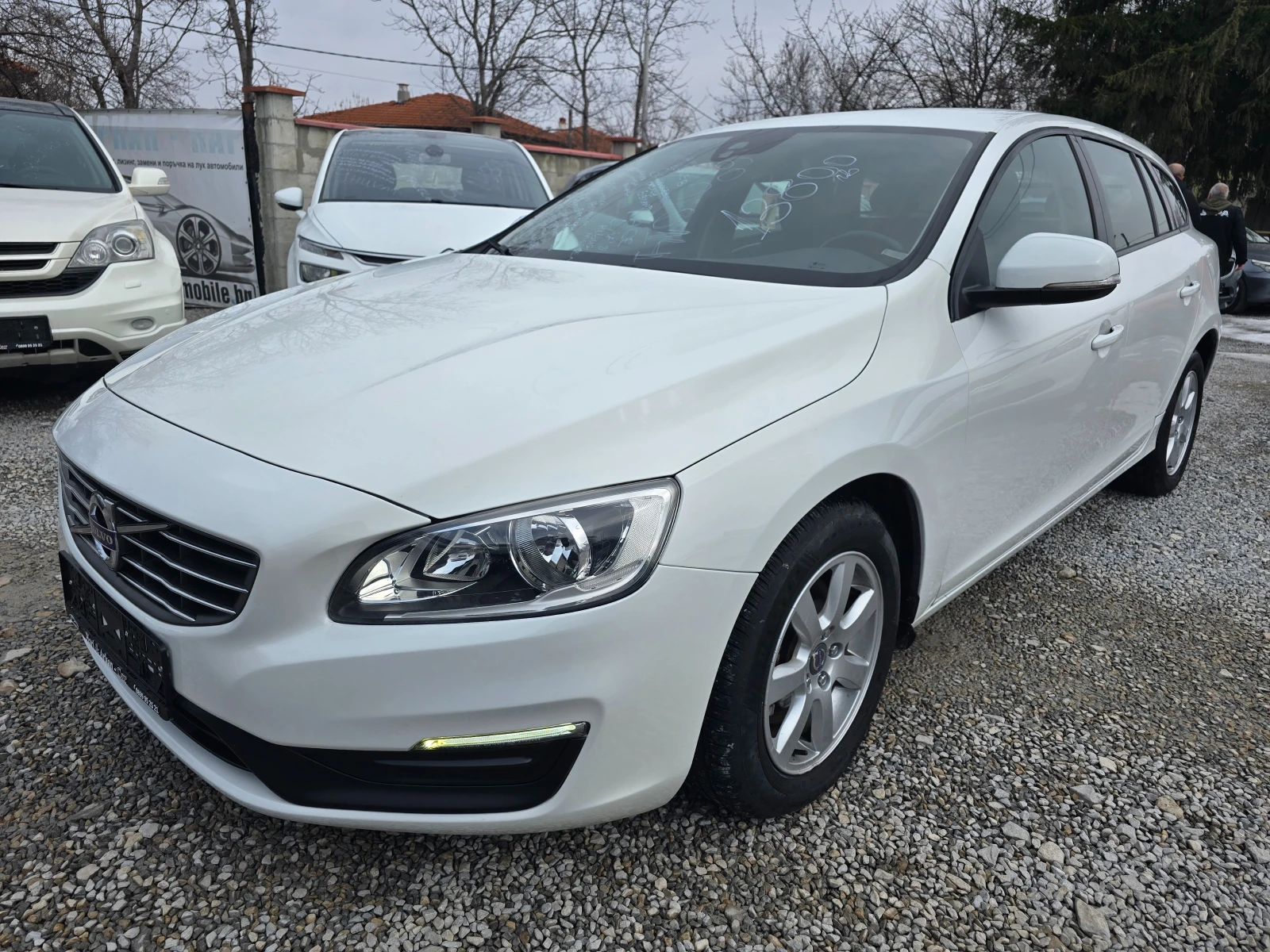 Volvo V60 1.6D2-FACE-ЕВРО 5В-НАВИГАЦИЯ-6 СКОРОСТИ - изображение 2