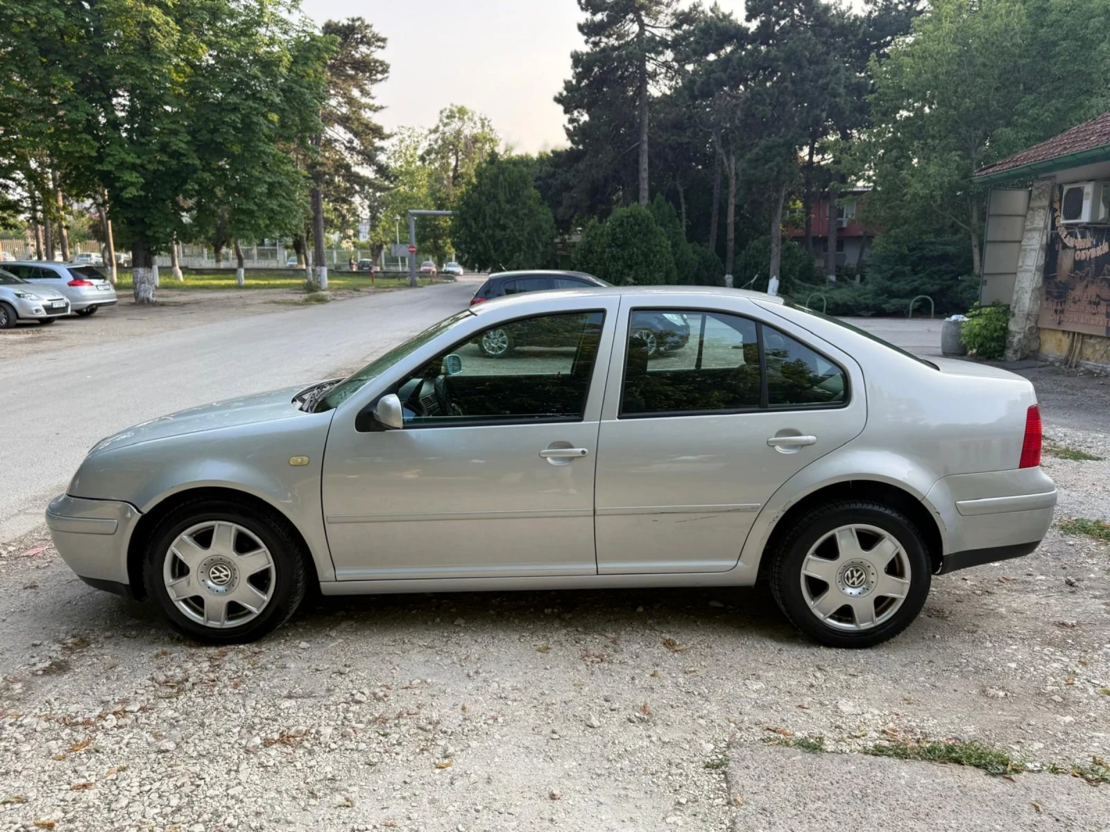 VW Bora НАПЪЛНО ОБСЛУЖЕН| | КЛИМАТРОНИК| | ВСИЧКО ПЛАТЕНО! - изображение 6