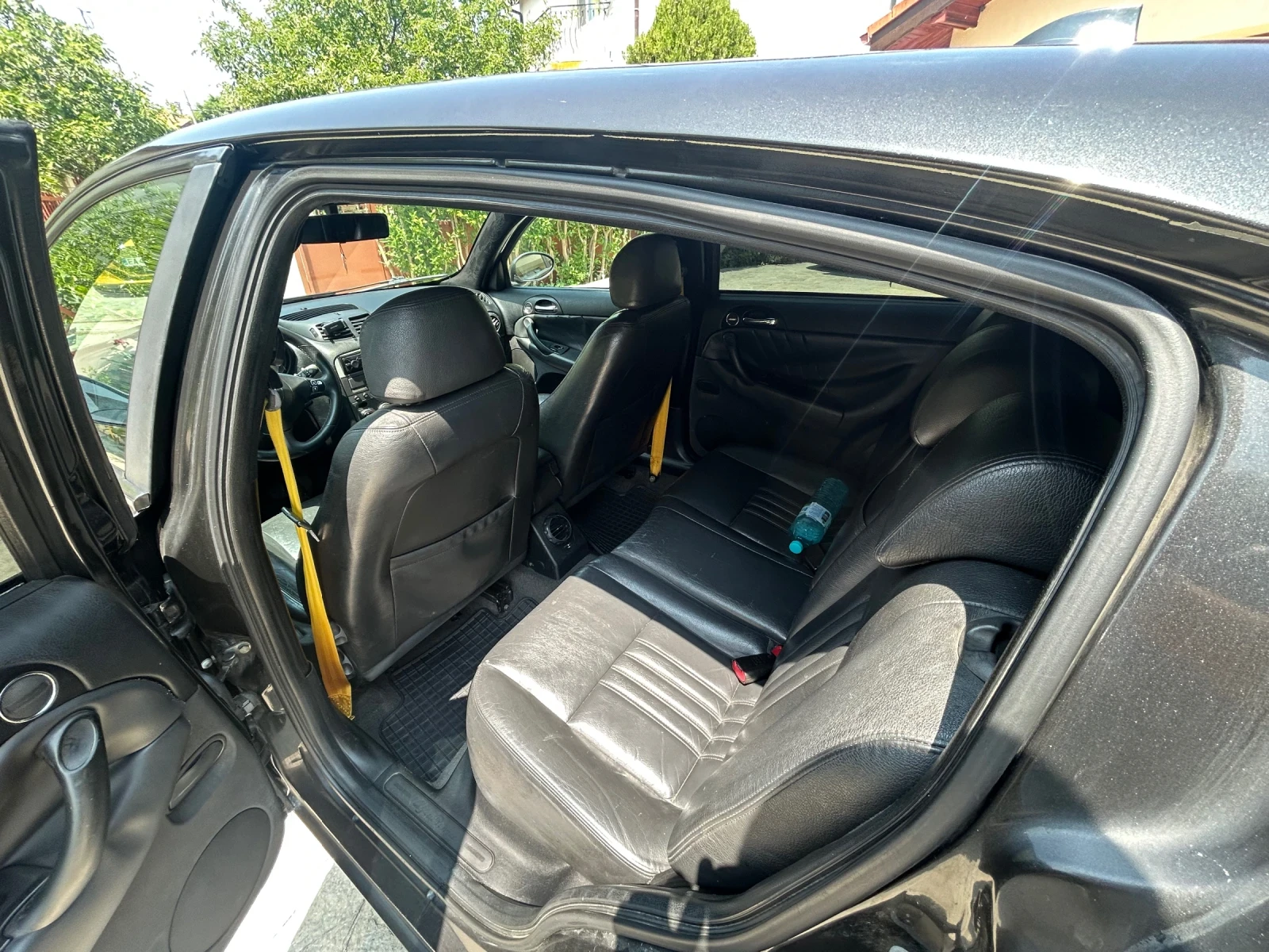 Alfa Romeo 147 1.9 JTDm 16v - изображение 6
