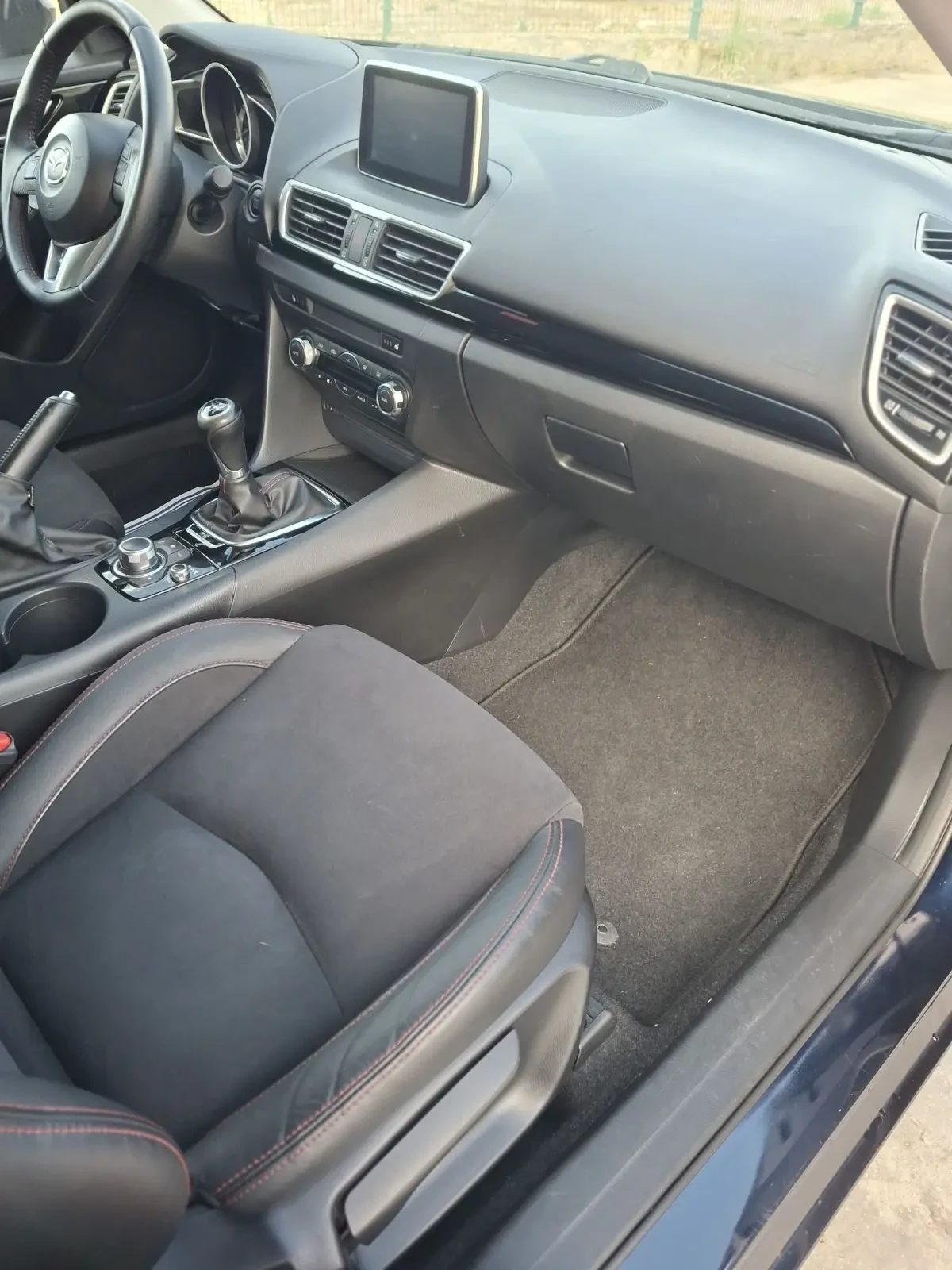 Mazda 3 | Mobile.bg � ����������� 11