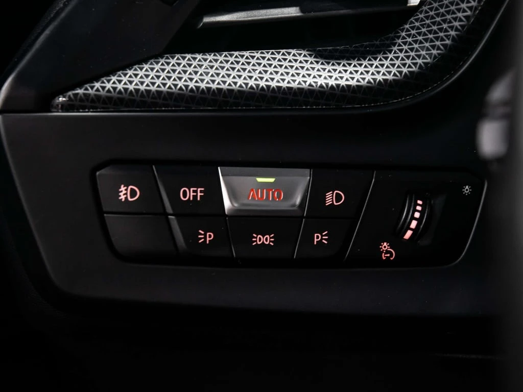 BMW 228 * xDrive GC * CARFAX * ���� �� �� | Mobile.bg � ����������� 17