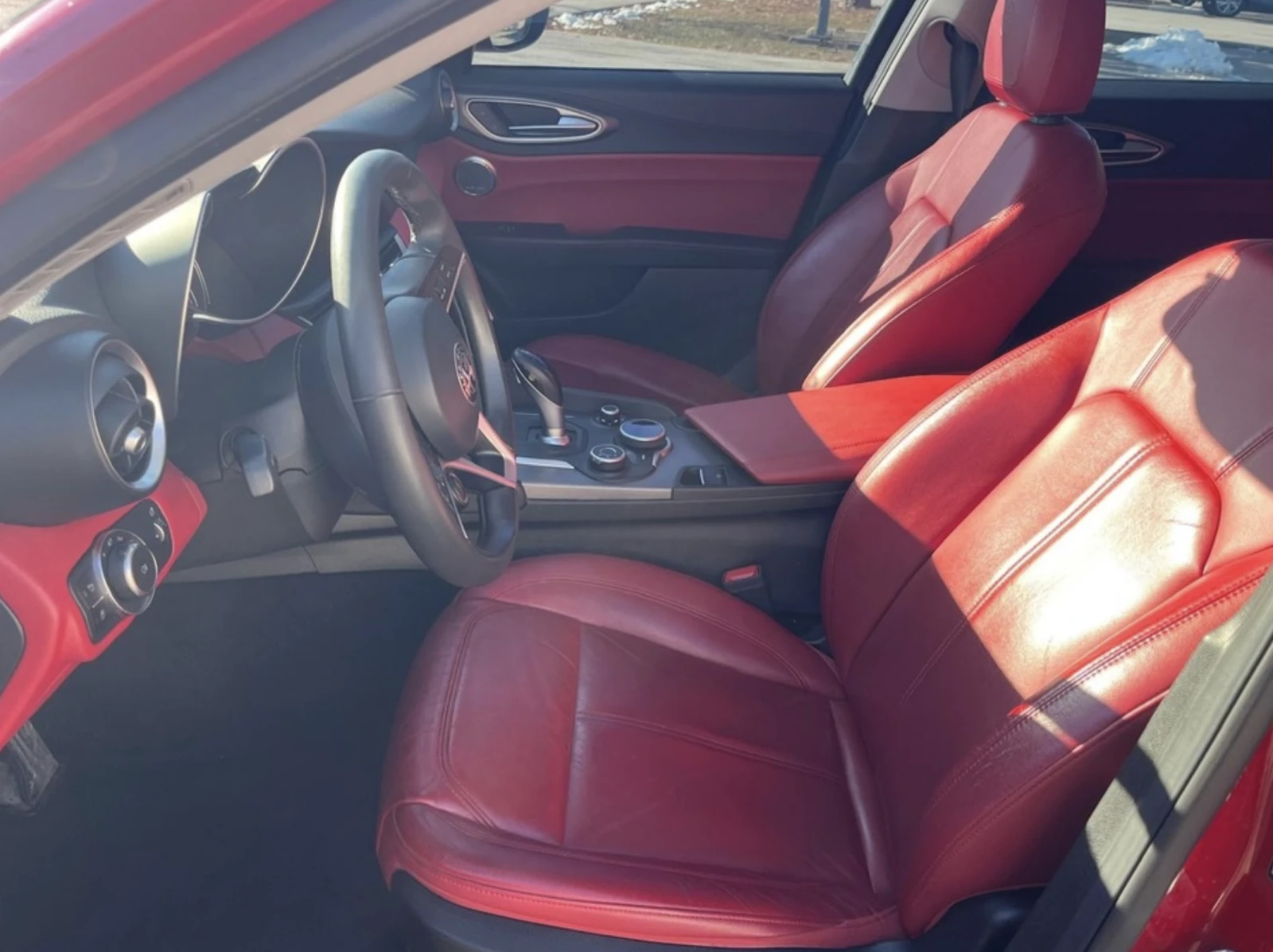 Alfa Romeo Giulia TI* Bose* Автофинансиране , снимка 9 - Автомобили и джипове - 53771879