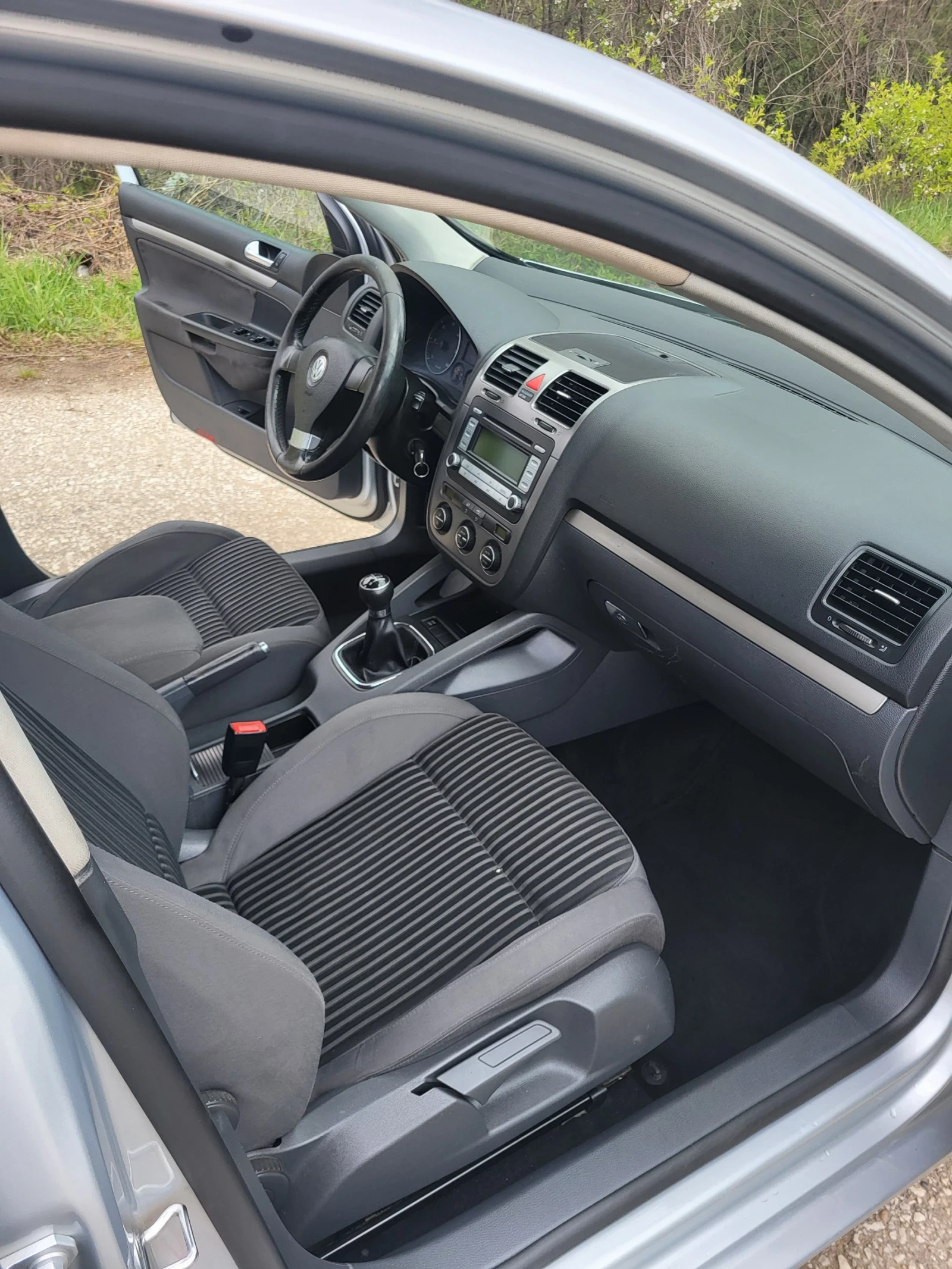 VW Golf, снимка 11 - Автомобили и джипове - 54296780