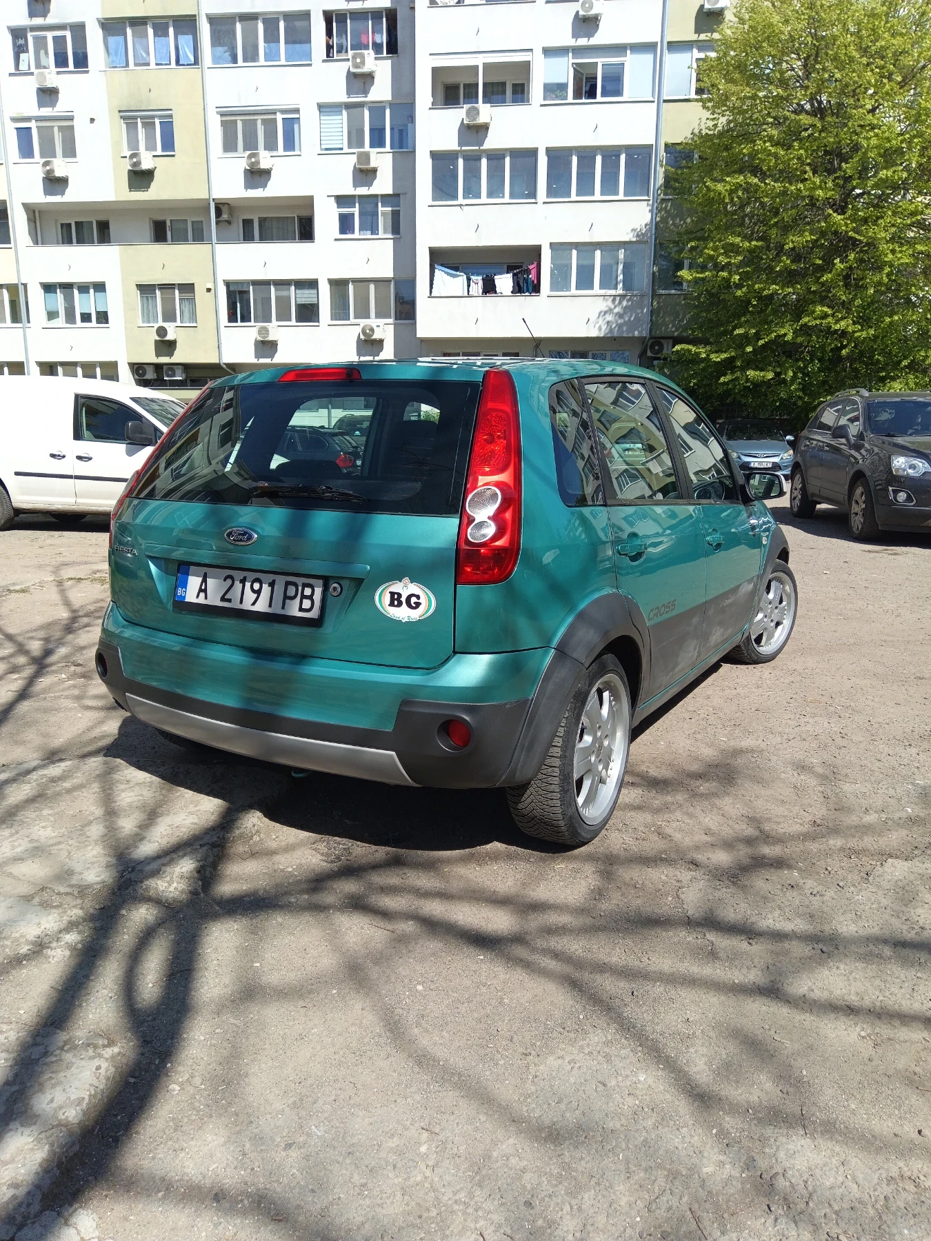 Ford Fiesta Cross, снимка 4 - Автомобили и джипове - 54340026