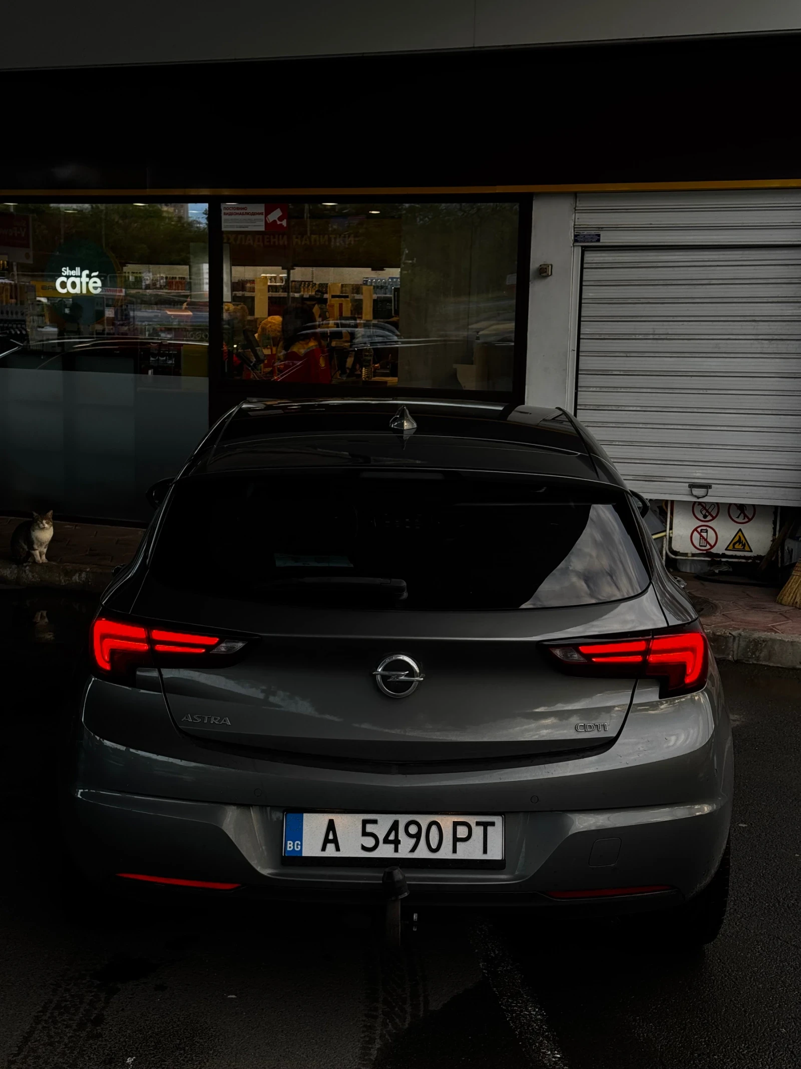 Opel Astra 1.6 CDTi Full обдухване подгрев автомат Нави , снимка 10 - Автомобили и джипове - 54573120