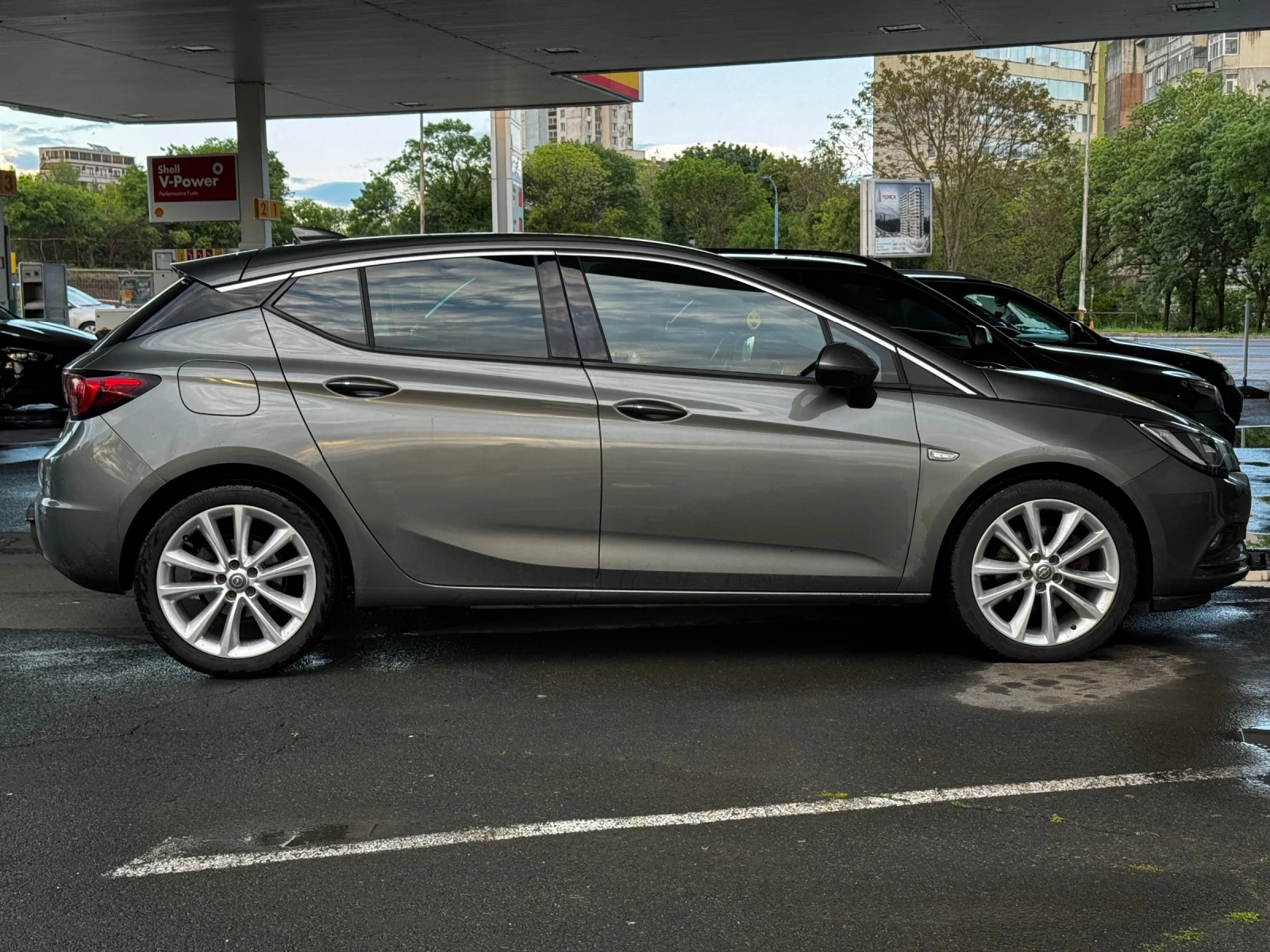 Opel Astra 1.6 CDTi Full обдухване подгрев автомат Нави , снимка 11 - Автомобили и джипове - 54573120